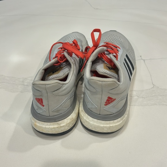 Adidas Boost women's size 9 Gray with coral/pink shoelaces GUC - Picture 4 of 7